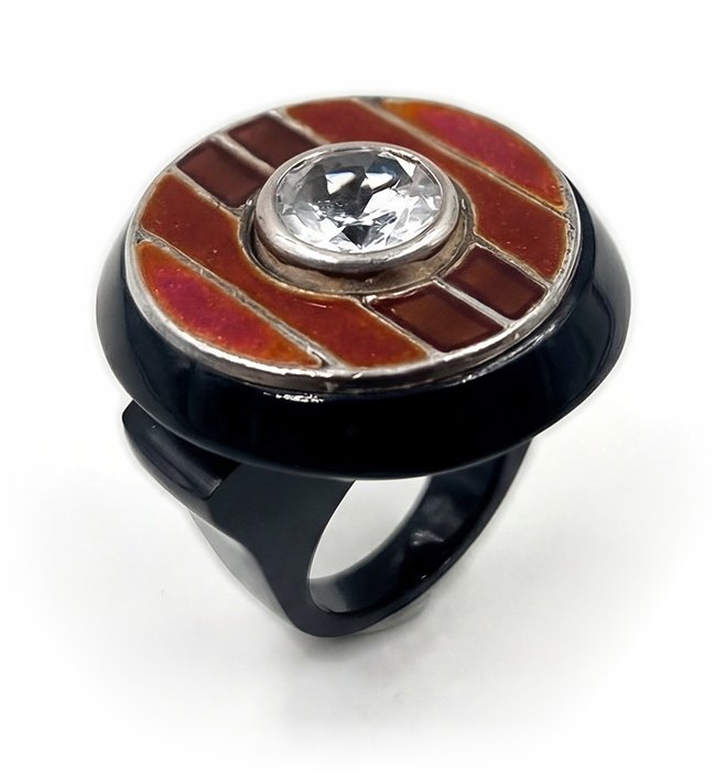 RED ENAMEL RING, Suzanne Somogyi